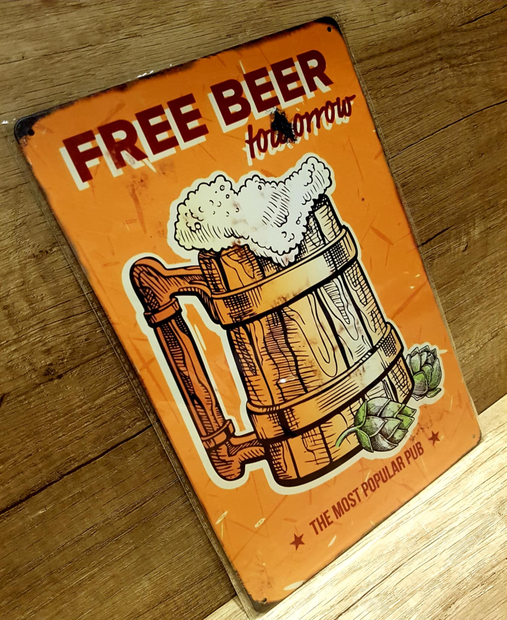 Plachetă decorativă din metal - Free beer